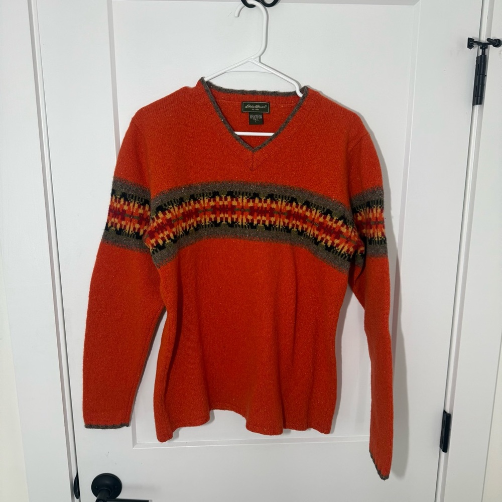 Vintage Eddie Bauer Fair Isle Lambswool V Neck Sweater. Causal, outdoor. Small